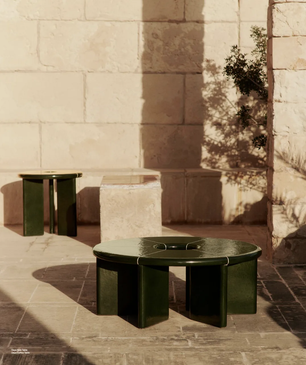 Aukko table